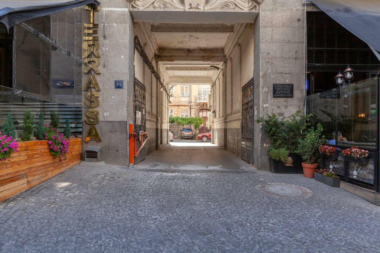 Cozy Studios On Freedom Square Tbilisi Exterior foto